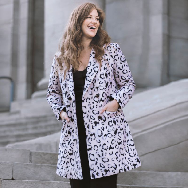 Round Body shape , Dress for your body shape